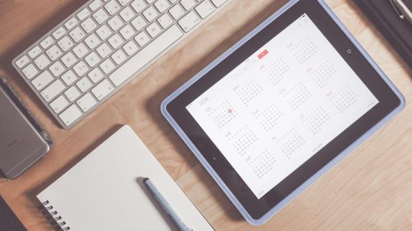 Is It Better to Plan or Be Spontaneous on First Dates