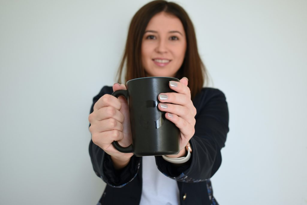 How to Boost Your Self-Worth Before Going on a Date