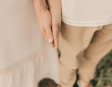 How to maintain emotional connection in long-term relationships