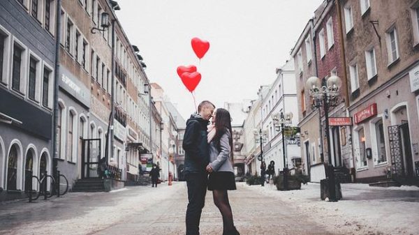 How to keep emotional intimacy alive in long-distance relationships
