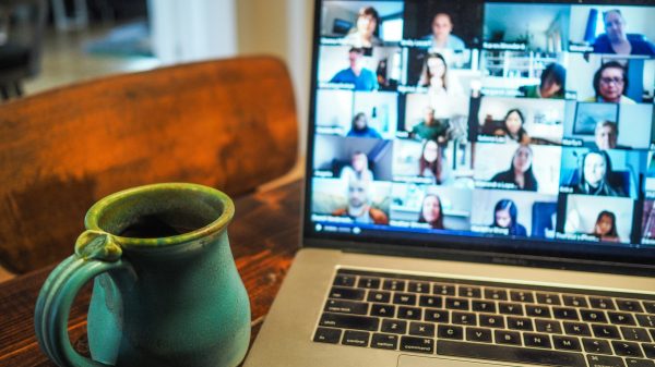 Online Dating Etiquette: What to Do and What to Avoid