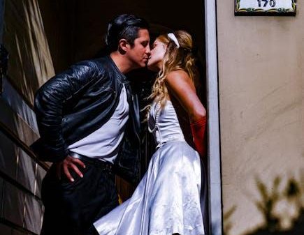 How to keep your dating standards high without being too critical