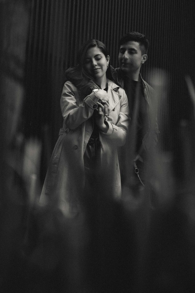 Should You Share Your Future Goals on a First Date