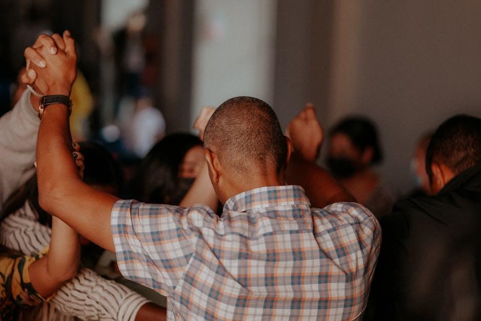Building a Supportive Network for Dating Success
